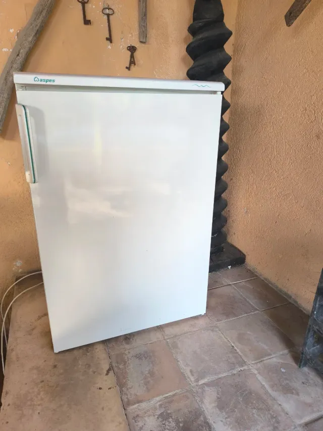 Frigorifero Aspes piccolo sottopiano