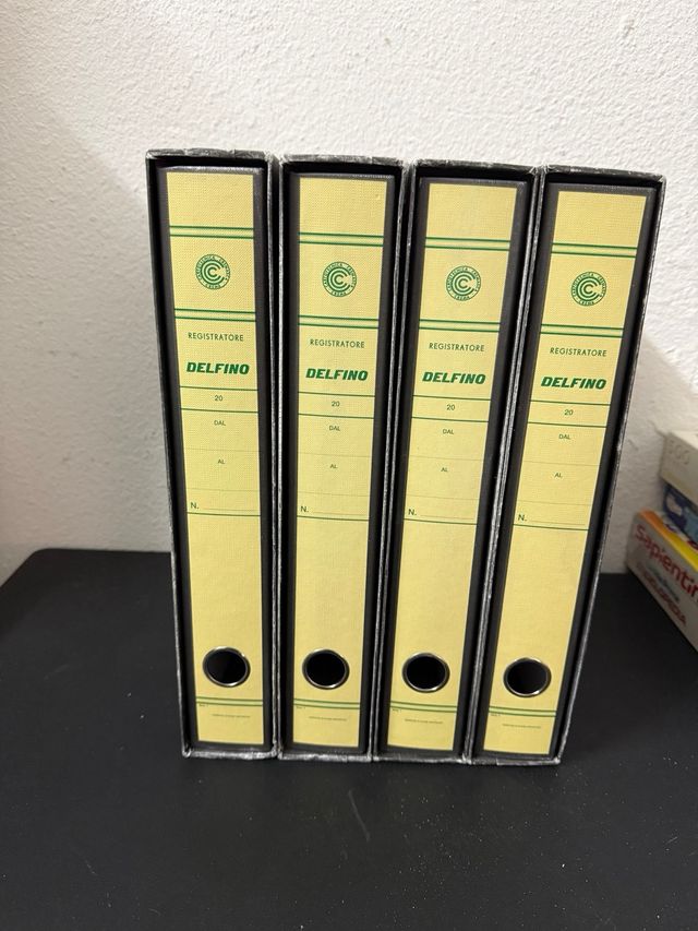 4 Raccoglitori Delfino con custodia