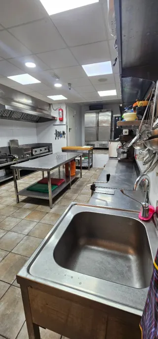 Traspaso casa de comidas en pleno funcionamiento