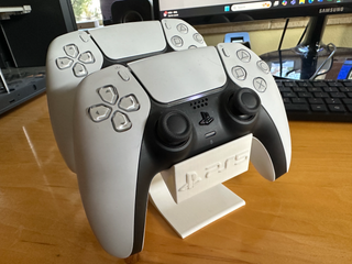 Soporte Mandos PS5 Negro blanco