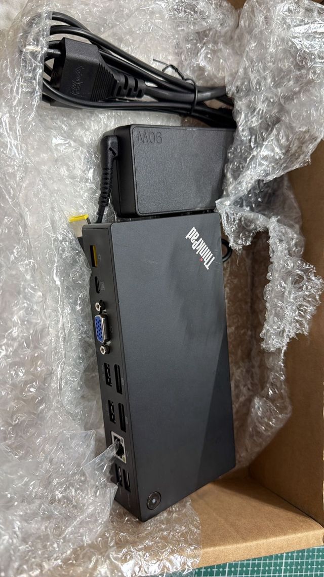 Lenovo 40A90090UK USB-C Nero