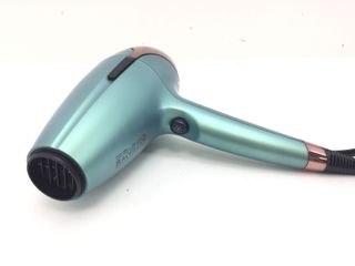 secador pelo ghd helios