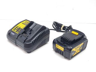 taladro a bateria dewalt dcd776