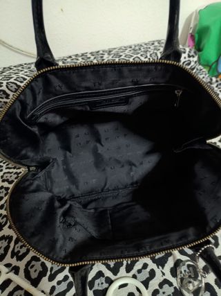 Bolso Armani Jeans charol negro