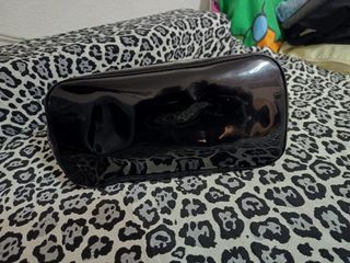 Bolso Armani Jeans charol negro