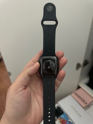 Apple Watch SE (44 mm) con Cargador