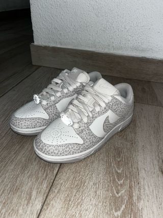 Nike Dunk Gris y Blanco