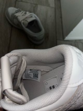 Nike Dunk Gris y Blanco