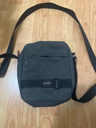 Bolso bandolera hombre gris
