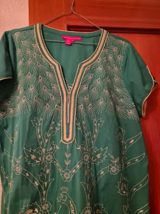 Vestido verde bordado talla XL