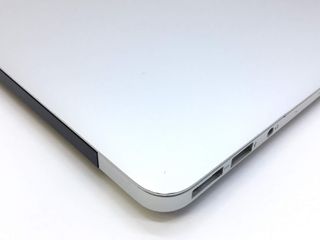 portatil apple apple macbook air core i5 1.8 13 (2017) (a1466)