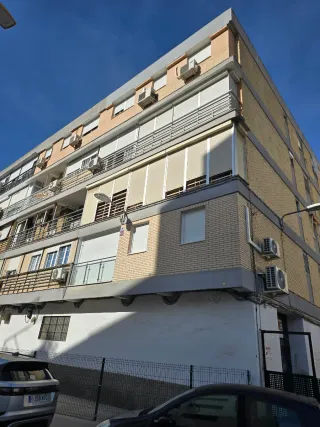 Pintura Balcones: Paredes, Techos y Hierros.