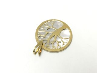 colgante oro 18k con piedra con nacar