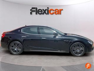 Maserati Ghibli V6 275 HP D RWD
