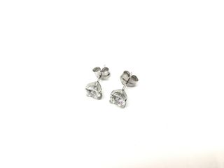 pendientes oro 18k con piedra con diamante de laboratorio