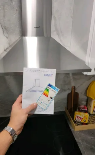 Campana extractora Cata