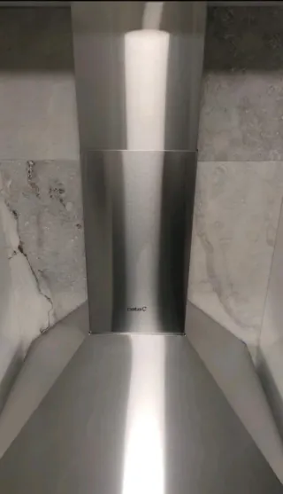 Campana extractora Cata