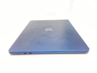 portatil apple apple macbook air m3 8-core 4.0 15 (10gpu) (2024) (a3114)