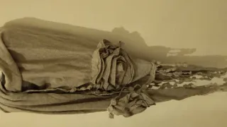 Pañuelo decorado con flores