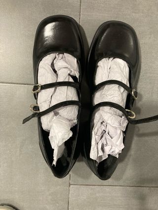 Zapatos negros Musse & Cloud con hebillas