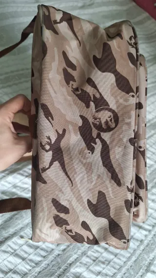 Mochila Jurassic World Estampado Militar