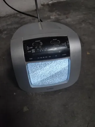 Mini TV Radio Lenco Portátil Vintage