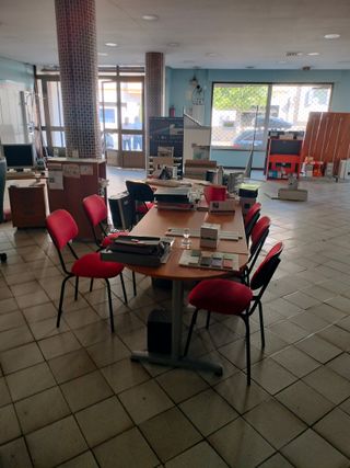 Mesa de oficina madera marrón