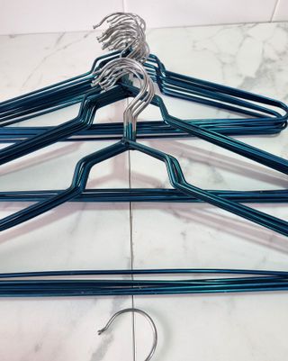 28 Perchas Antideslizantes XL - Azules