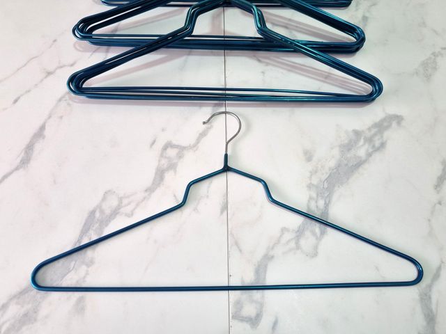 28 Perchas Antideslizantes XL - Azules