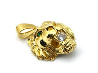 colgante oro 18k con piedra con esmeralda