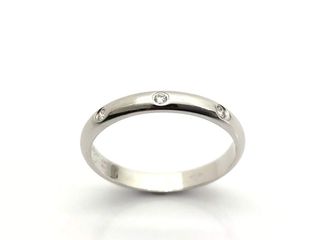 alianza oro 18k con piedra con diamante