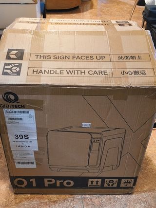 Impresora 3D de filamento QIDI Q1 Pro Negra