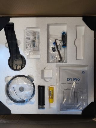 Impresora 3D de filamento QIDI Q1 Pro Negra