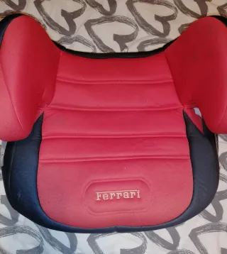 Asiento elevador niño Ferrari de 15 a 36kg