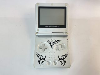 nintendo game boy advance sp