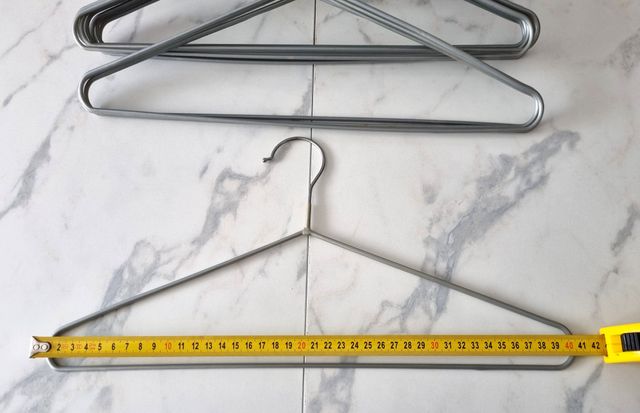 25 Perchas Antideslizantes - Plateado