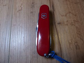 Victorinox Explorer Rosso