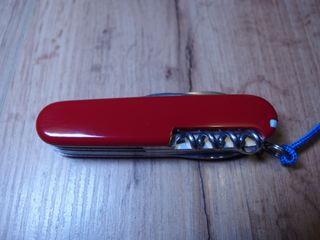 Victorinox Explorer Rosso