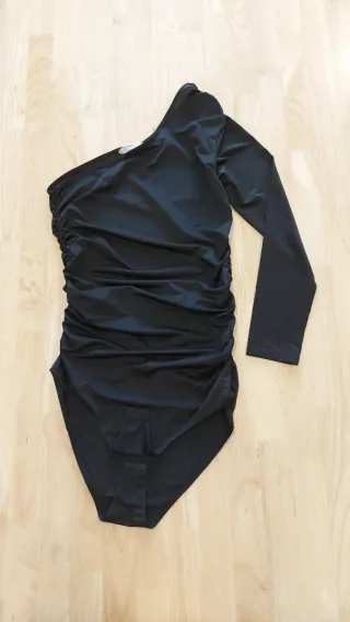 Body Mango Asimétrico Negro Talla S