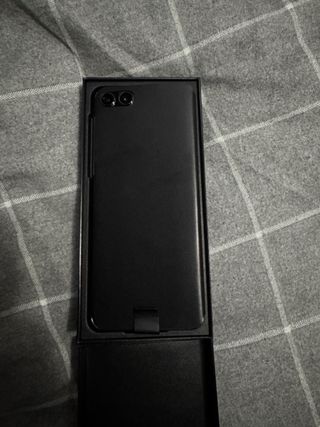 Samsung Z Flip 5  precio negociable