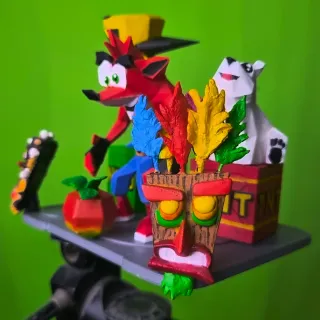 Modellino Crash Bandicoot e amici con Base ps1