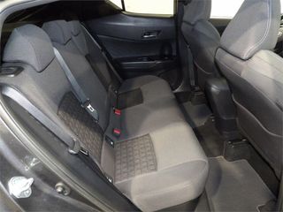 TOYOTA C-HR 2.0 180H Advance