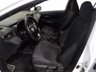 TOYOTA Corolla 1.8 125H ACTIVE TECH E-CVT