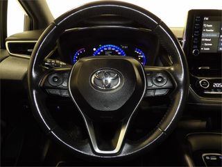 TOYOTA Corolla 1.8 125H ACTIVE TECH E-CVT