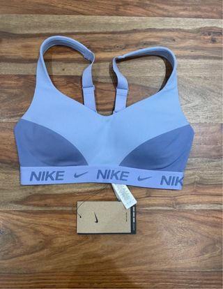 Sujetador deportivo Nike azul y morado