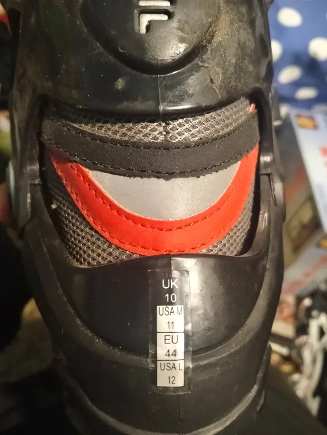 Pattini Fila misura 44