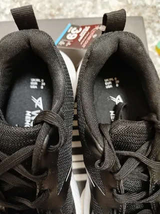 Zapatillas deportivas negras sin estrenar