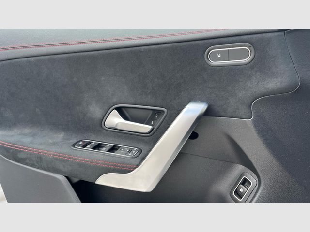 Mercedes Benz CLA CLA 250 e Shooting Brake