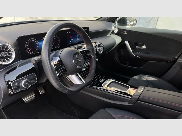 Mercedes Benz Clase A A 200 d Sedán