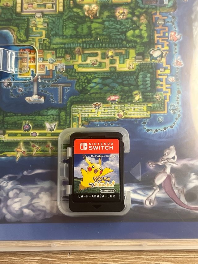 Pokemon Let's Go Pikachu! Nintendo Switch